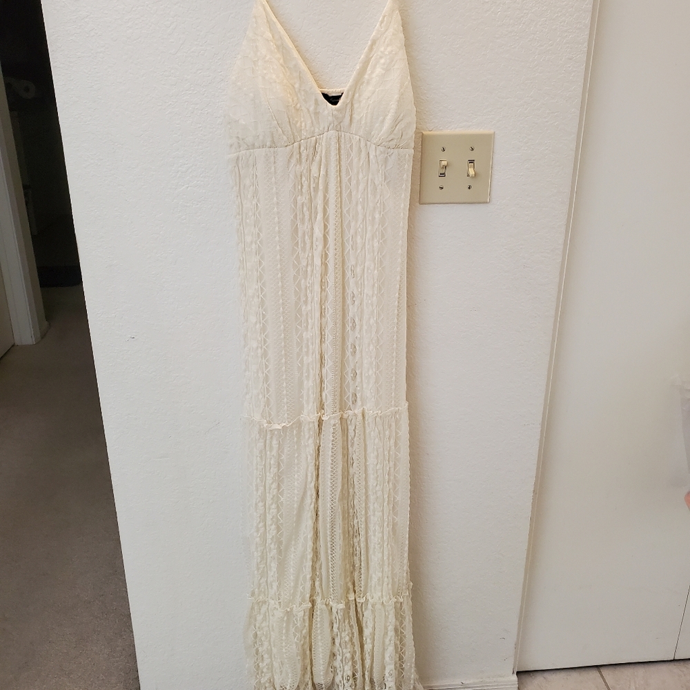 HS HEART SOUL spaghetti strap lace maxi dress